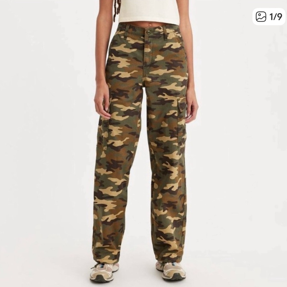 Levi’s Baggy Fit Camo Print Women’s Y2K Inspired Cargo Pants 🪖 - Picture 7 of 7